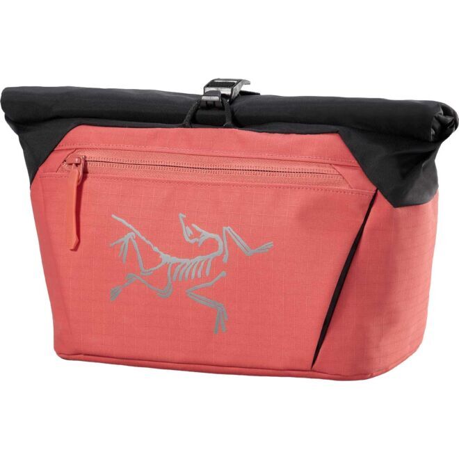 Arc'teryx Ion Chalk Bucket magnesium pouch boulder
