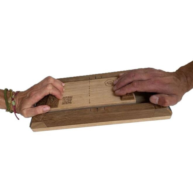Crush Club Crimp Battle fingerboard game