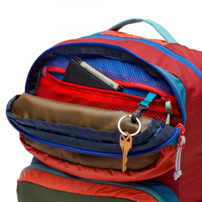 Cotopaxi Tasra 16 ryggsäck för fritiden med laptopfack