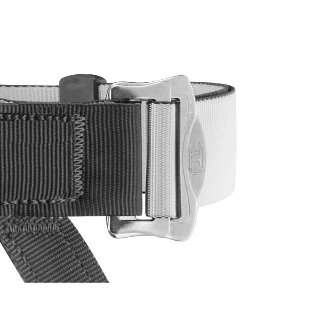 Petzl Panji justerbar sele för äventyrsparker